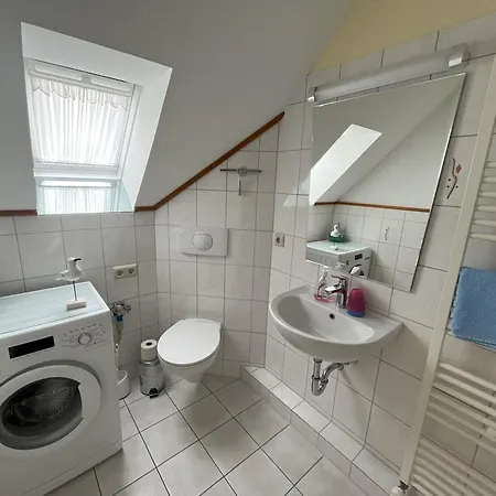 公寓 波罗的海和梅尔度假屋